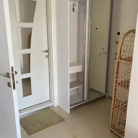 Daire Yazlik Tatil Kuşadası